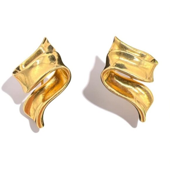 Avon Gold-Tone Ribbon Clip-On Earrings - Picture 1 of 6